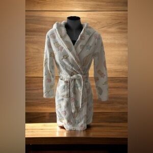 🌞 3 for $15 Bathrobe/ girl/ L  🛁 hooded  soft fleece rope. 🦄/Clearance sale